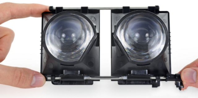 VR眼鏡瞳孔間距調(diào)節(jié)電機(jī)_VR眼鏡自動調(diào)焦電機(jī)解決方案-萬至達(dá)電機(jī)